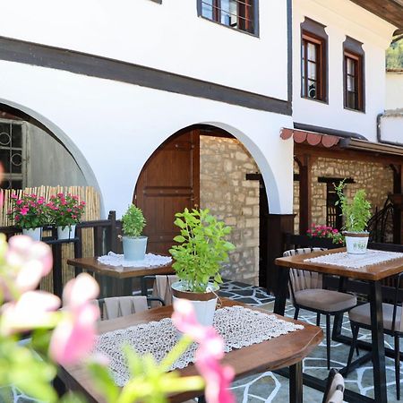 Ador Boutique Hotel Berat Buitenkant foto