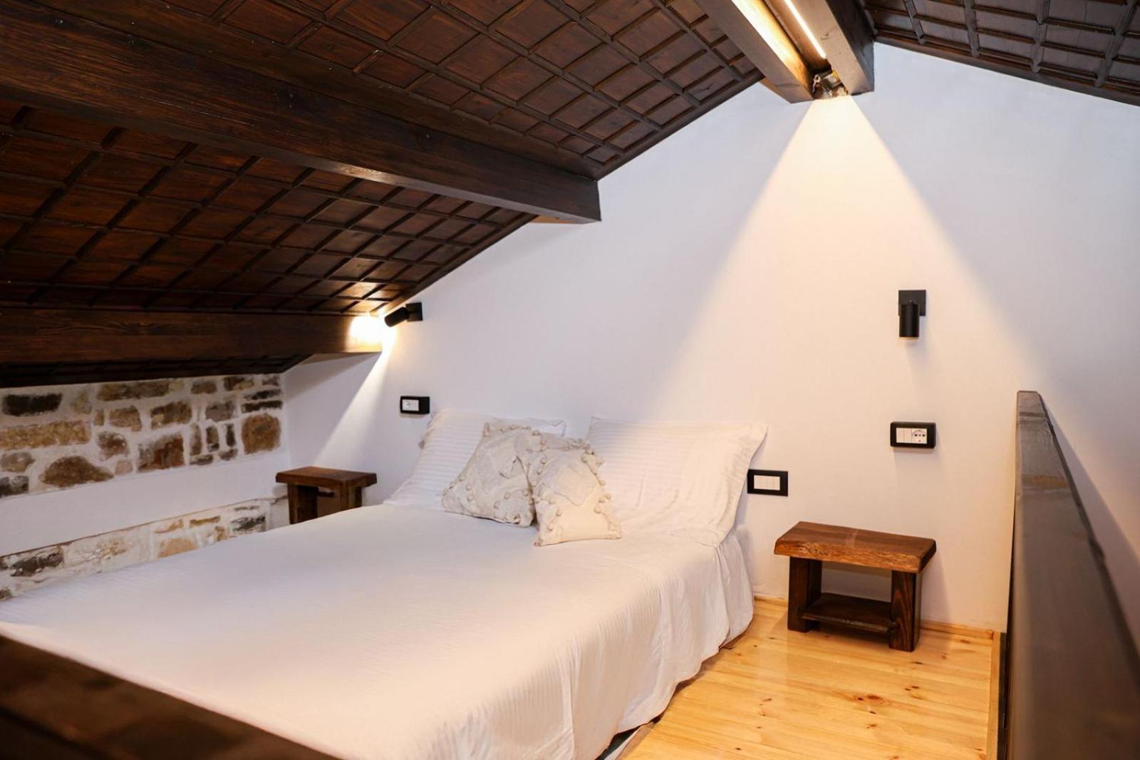 Ador Boutique Hotel Berat Buitenkant foto