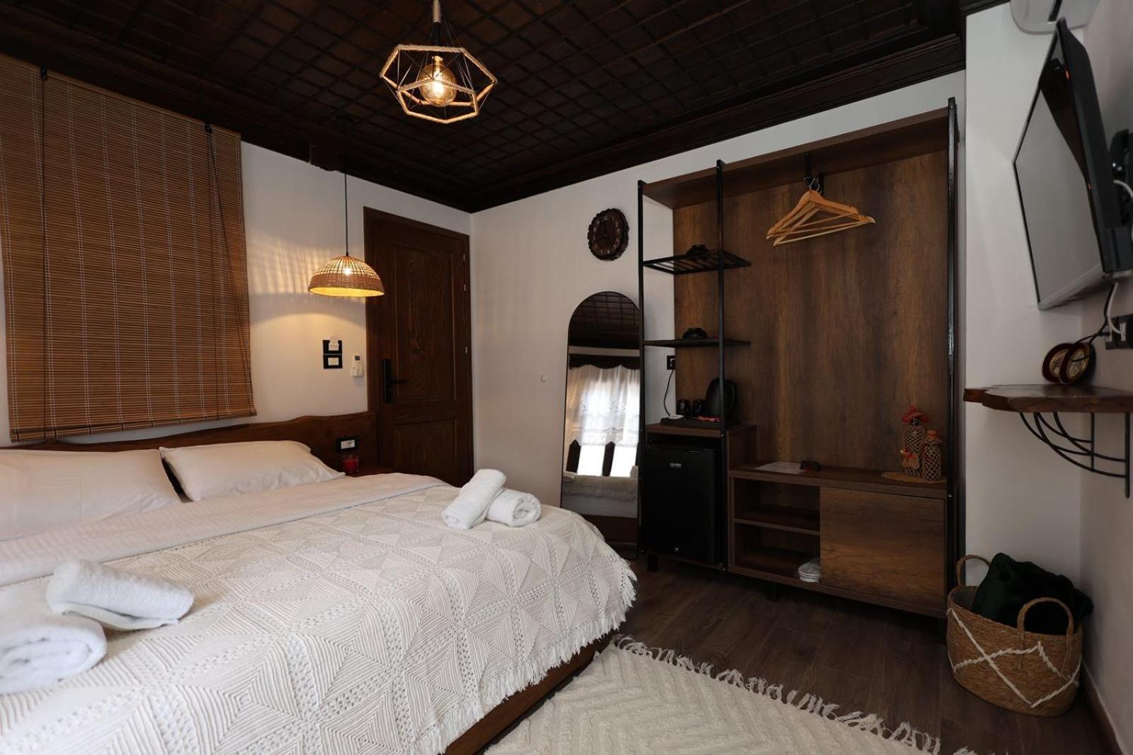 Ador Boutique Hotel Berat Buitenkant foto