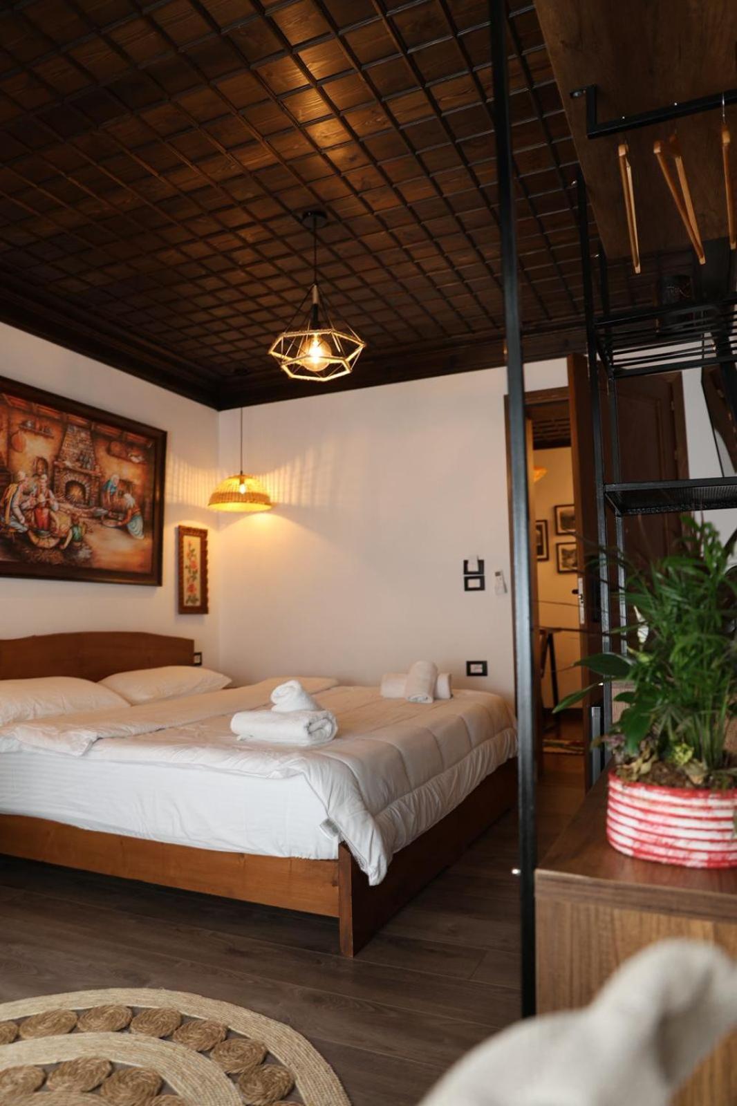 Ador Boutique Hotel Berat Buitenkant foto